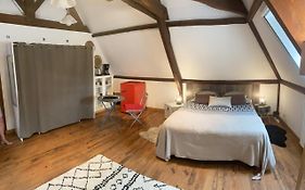 Espace familial en étage avec 2 chambres et des sanitaires privés